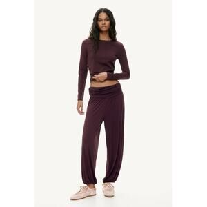 H&M (L) Wine Burgundy Textured Lightweight Harem Pant Joggers Stretchy Bohemian